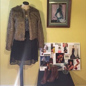 Women's Faux Fur Jacket - Brown